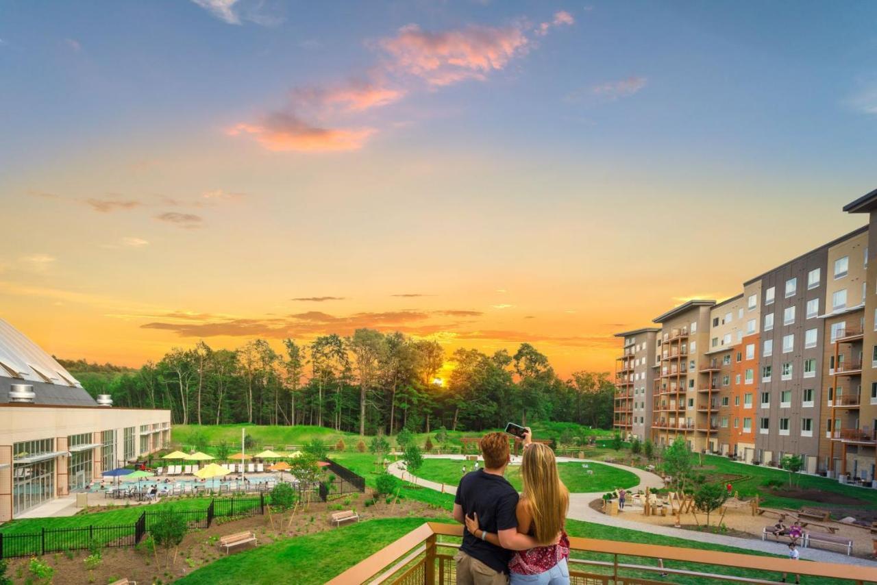 The Kartrite Resort And Indoor Waterpark Monticello Exterior photo